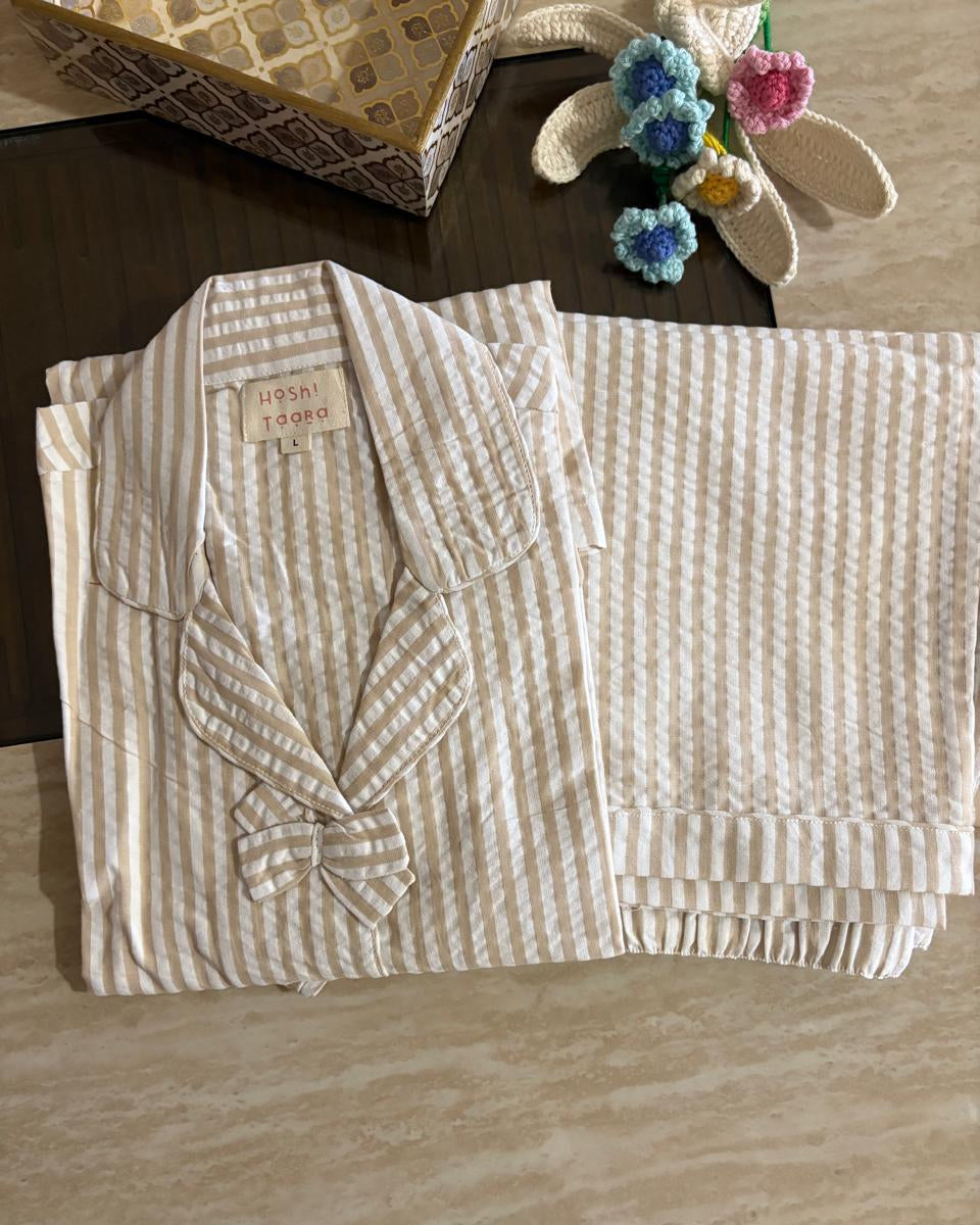 Ivory Stripe Bow Set