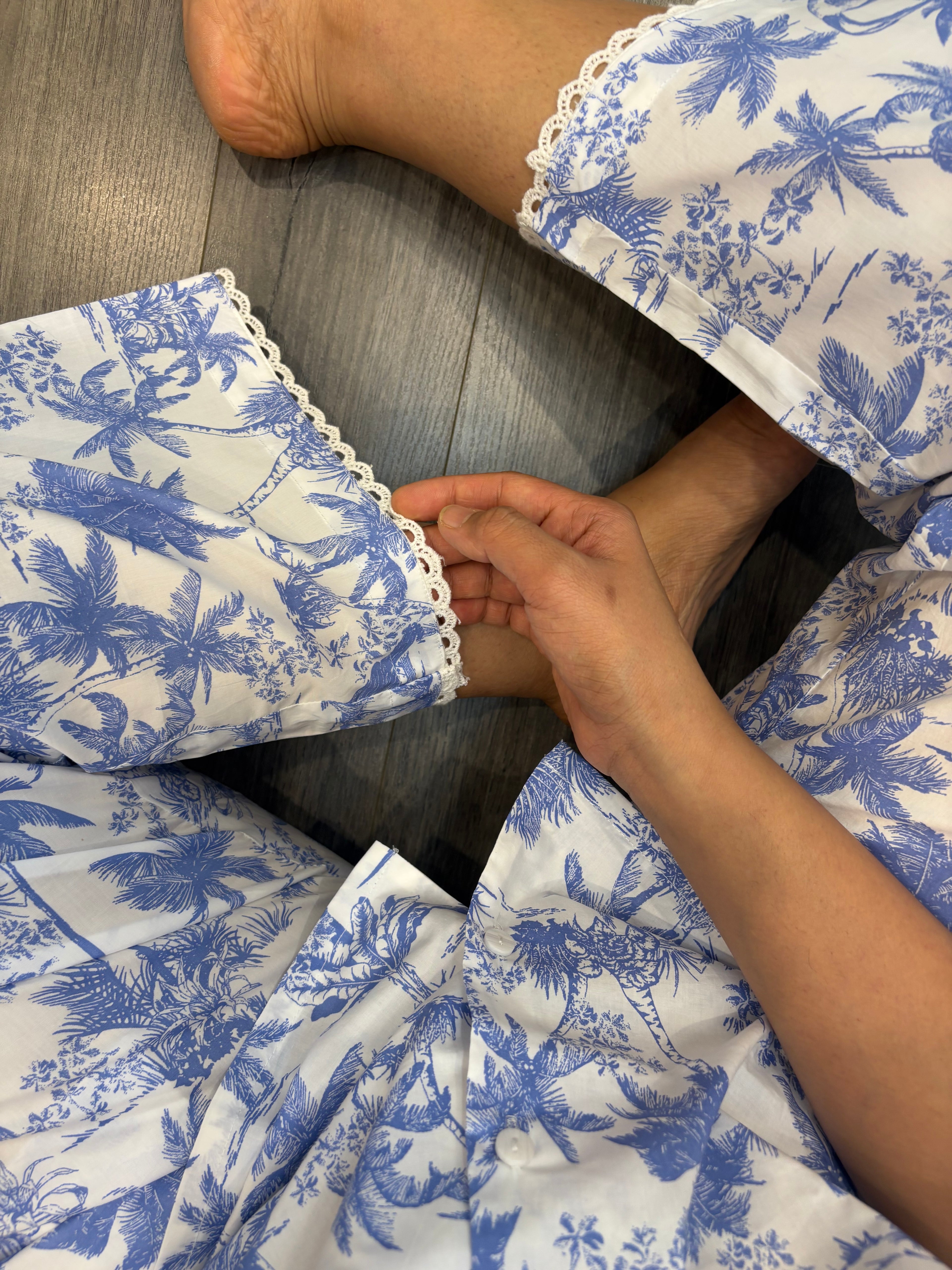 French Blue palms
